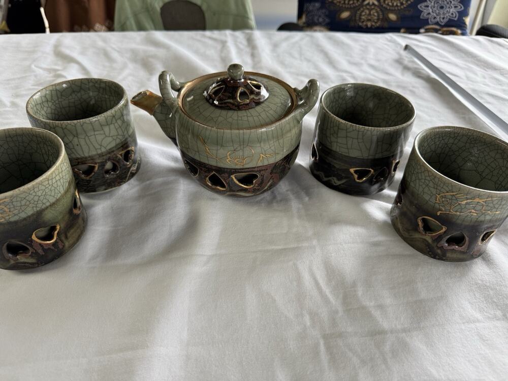 Vintage Japanese Somayaki Somamare 5 piece Tea Set Green Crackle Glaze Gold